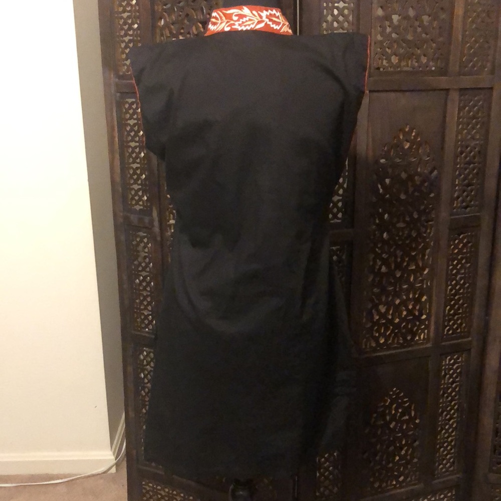 Embroidered tunic - Picture 7 of 7